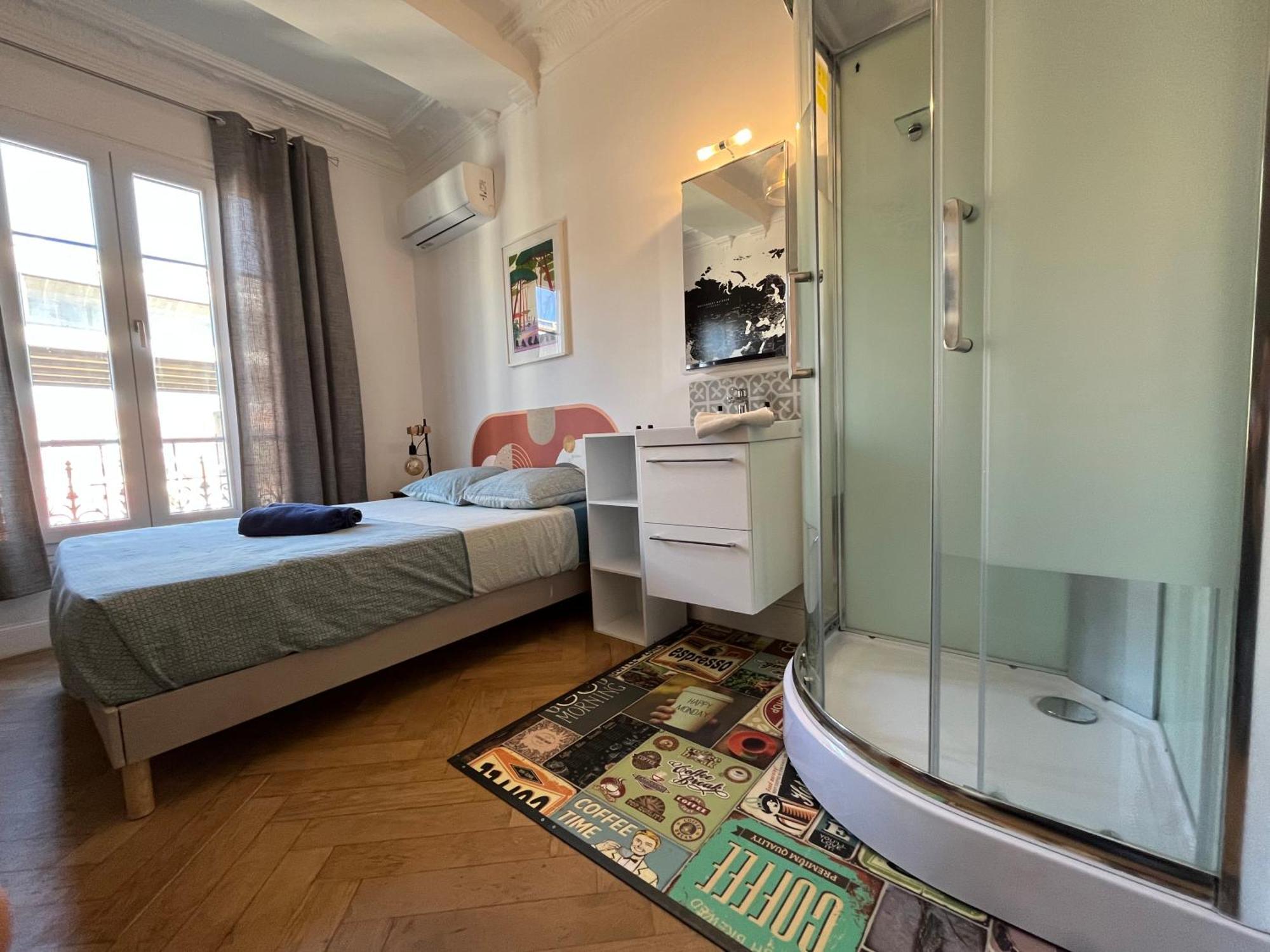 Homestay Les De Cedric Iconic Tram Gare Pour Personnes Calmes Nice